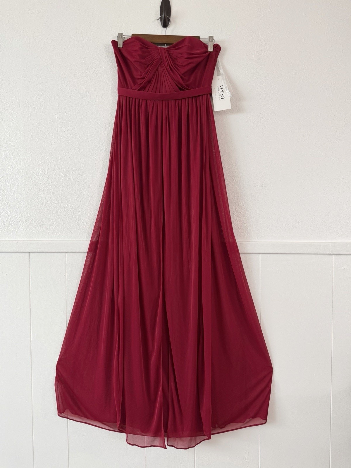 Davidâs Bridal Versa 4 Convertible Strapless Mesh Bridesmaid Dress Apple Red Nwt